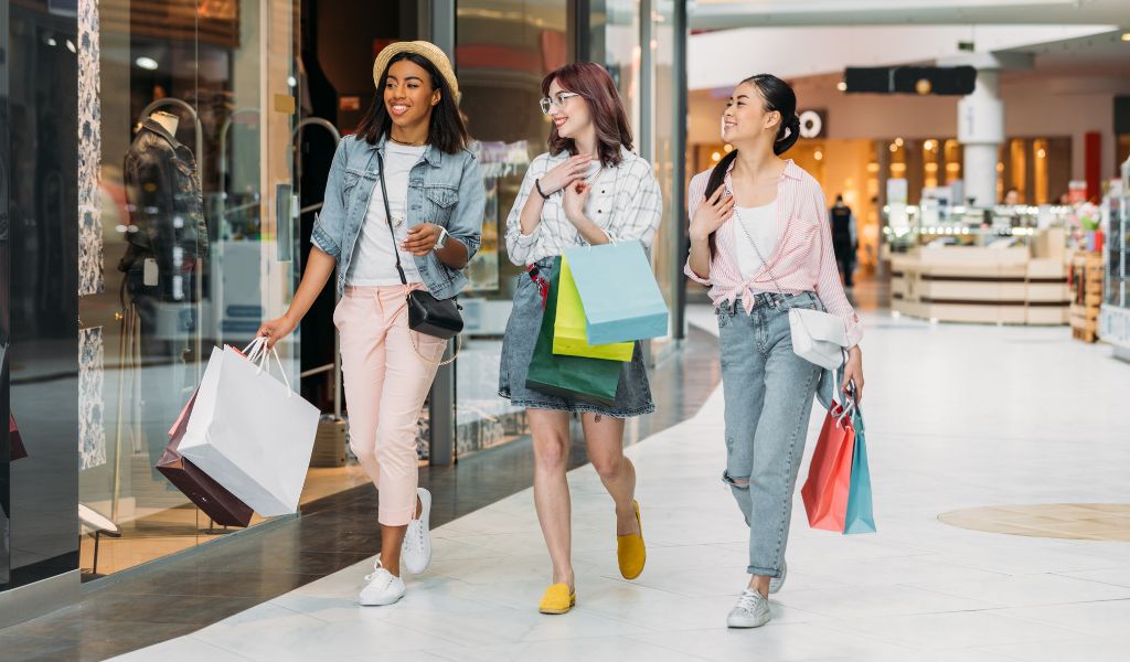 teens shopping in mall